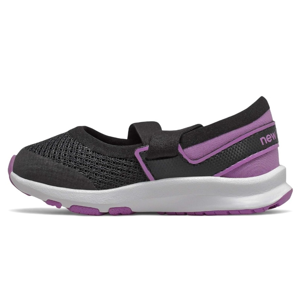 NEW BALANCE NWOT Girls Nergize Mary Jane V1 Hook and Loop Running Shoe